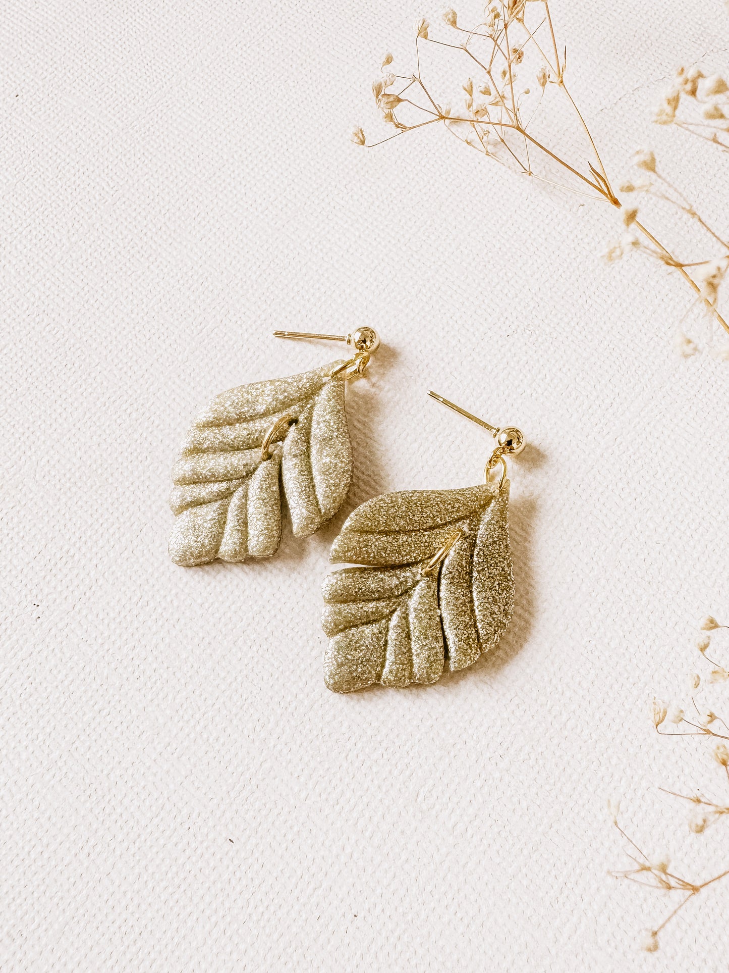 Holiday Leaves