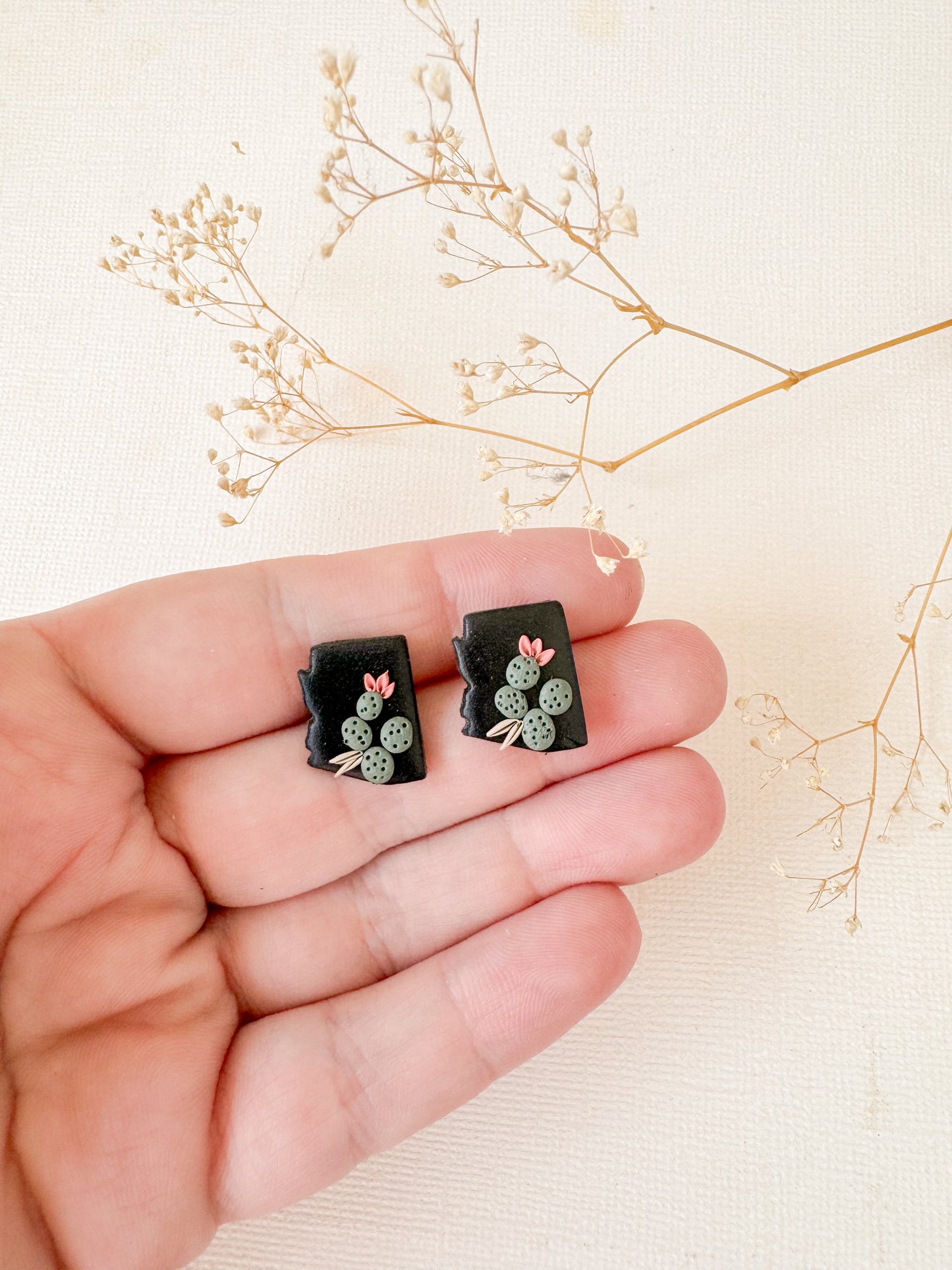 Black Prickly Pear Arizona Studs