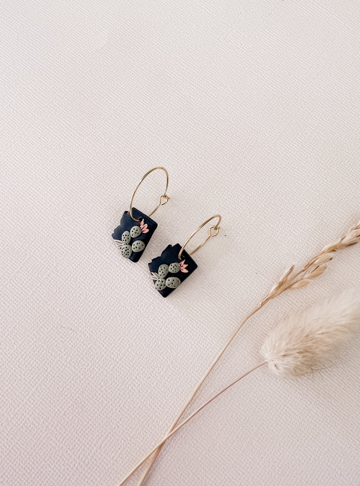 Arizona Prickly Pear Hoops | Black